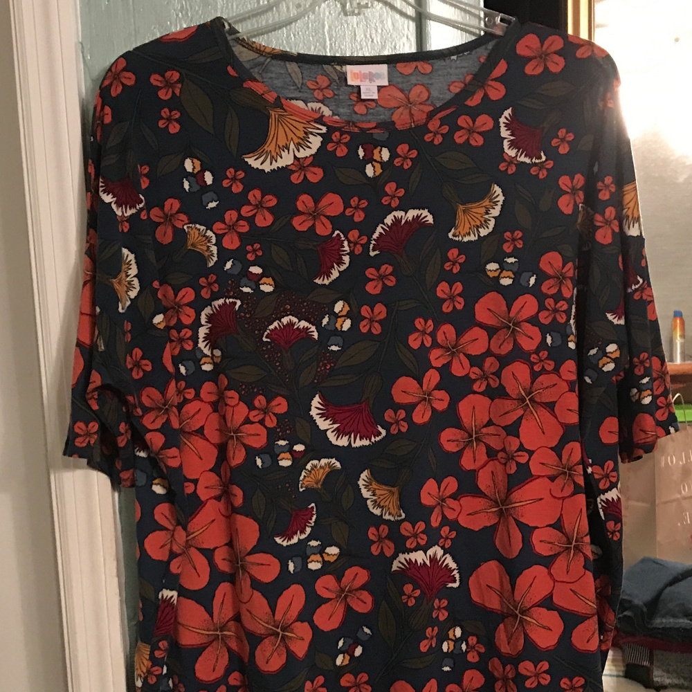 LuLaRoe Irma XL